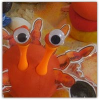 Cl'awesome crabs playdough activities