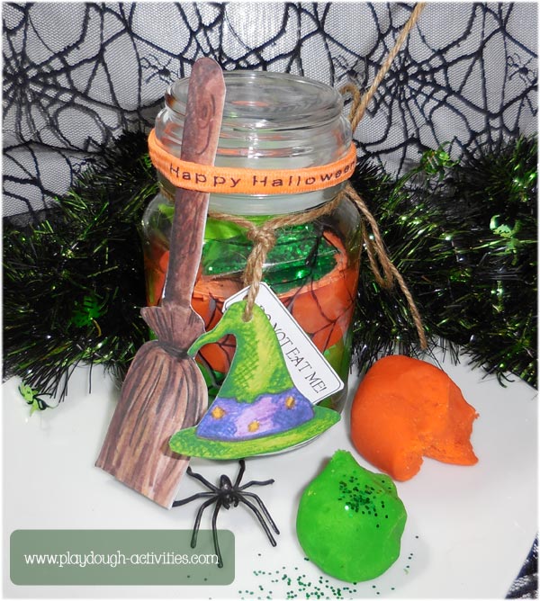 Halloween playdough jar - Trick treat gift