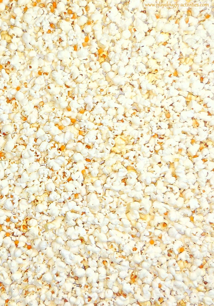 Popcorn picture Play Doh container wrapper