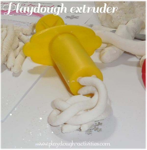 Dough extruders to make spaghetti strings
