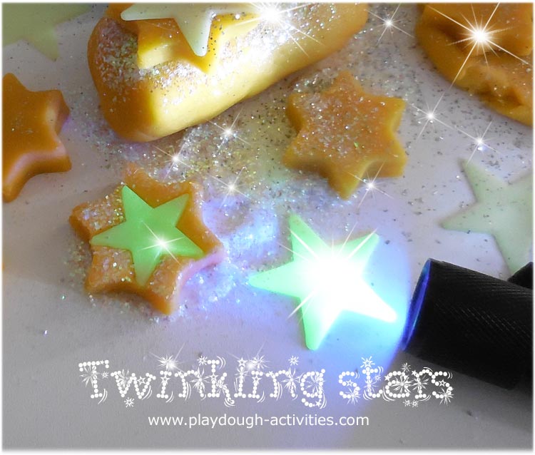 Twinkle Twinkle little star playdough activity