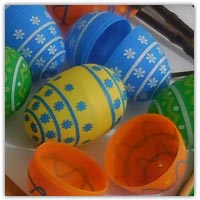 Buy plastic opening eggs on Amazon.co.uk